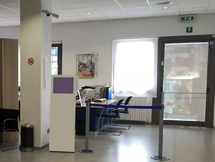 Immagine 4 di Ufficio in vendita  in Via Alessandro Volta, N. 12 a Paderno D'adda