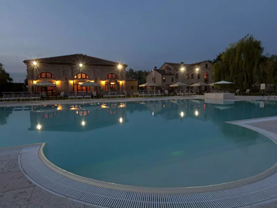 Immagine 13 di Agriturismo in vendita  in campagna a Ferrara