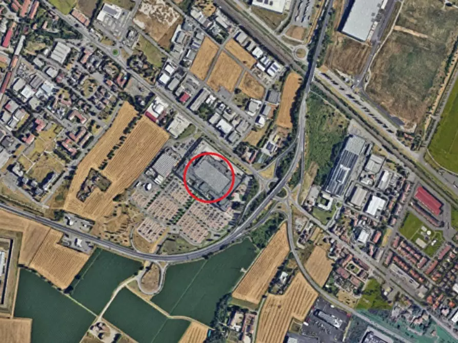 Immagine 10 di Negozio in vendita  in VIA EMILIA PARMENSE, N. 153 a Piacenza