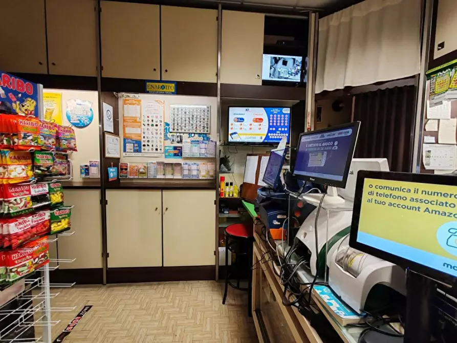 Immagine 6 di Negozio in vendita  in Cotignola a Cotignola