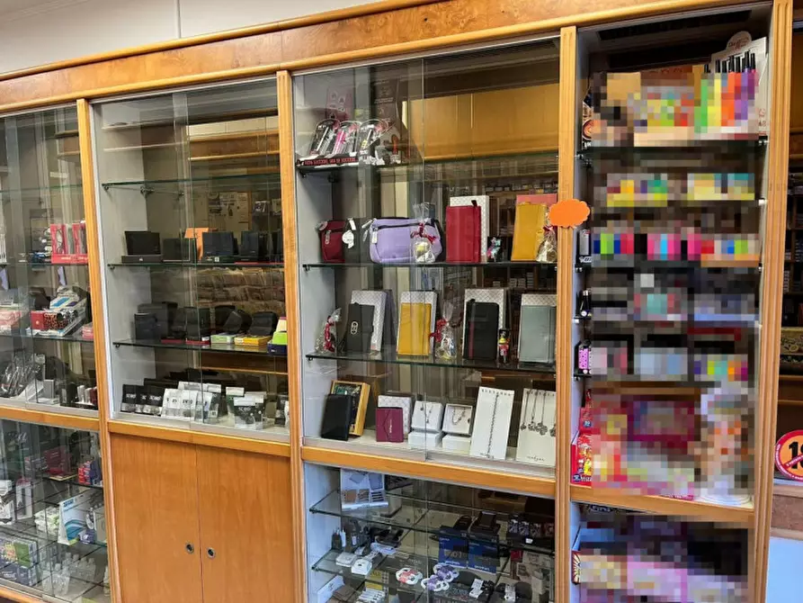 Immagine 5 di Negozio in vendita  in zona centrale a Fusignano