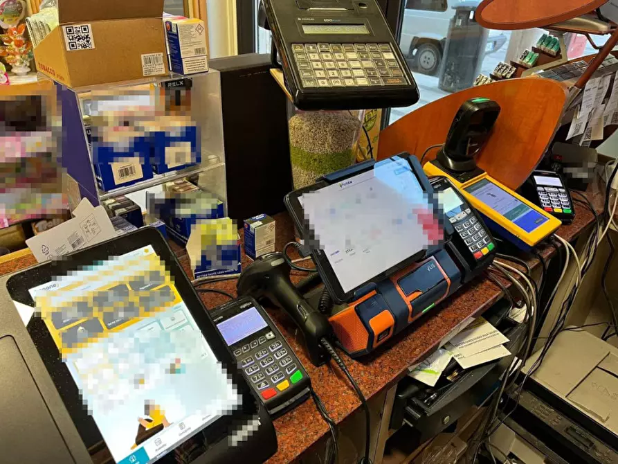 Immagine 7 di Negozio in vendita  in zona centrale a Fusignano