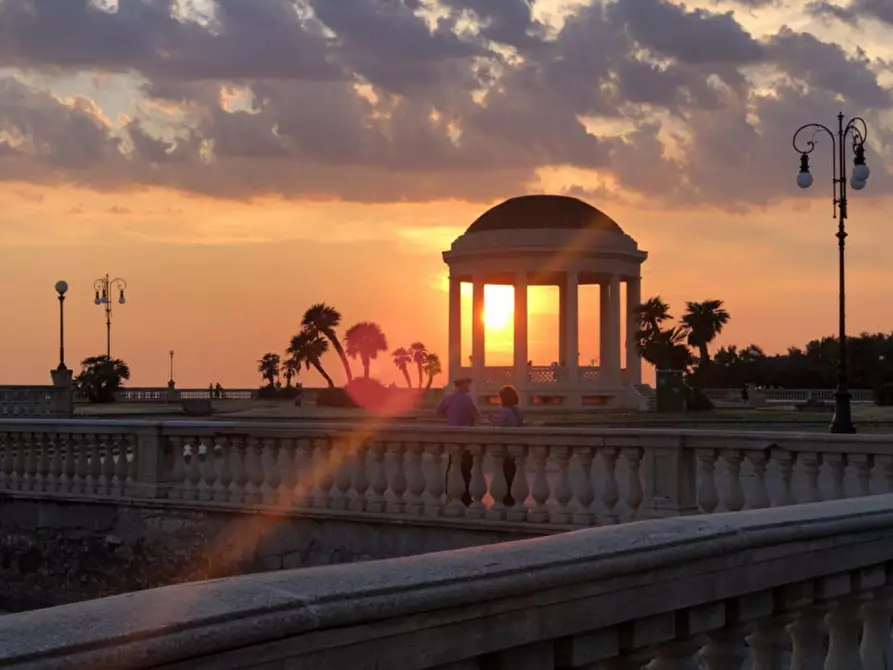 Immagine 24 di Attico in vendita  in Via del Littorale, N. 164 a Livorno