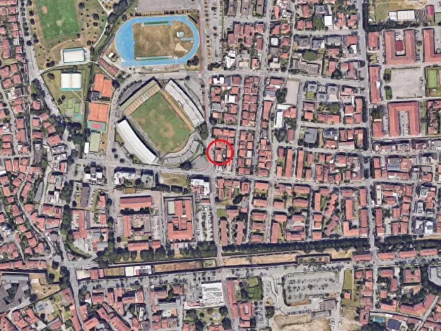 Immagine 15 di Negozio in vendita  in Via delle Olimpiadi, N. 4 a Pistoia