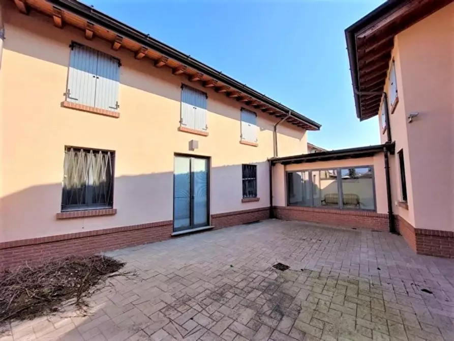 Immagine 6 di Ufficio in vendita  in Via Guglielmo Marconi, loc Sesto cremonese, N. 29 a Sesto Ed Uniti