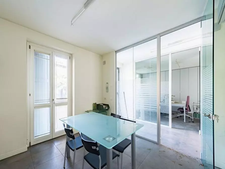 Immagine 9 di Ufficio in vendita  in Via Guglielmo Marconi, loc Sesto cremonese, N. 29 a Sesto Ed Uniti