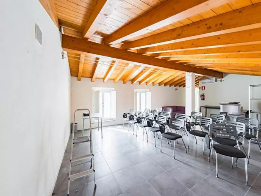 Immagine 10 di Ufficio in vendita  in Via Guglielmo Marconi, loc Sesto cremonese, N. 29 a Sesto Ed Uniti