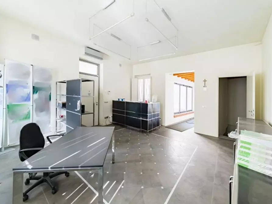 Immagine 13 di Ufficio in vendita  in Via Guglielmo Marconi, loc Sesto cremonese, N. 29 a Sesto Ed Uniti