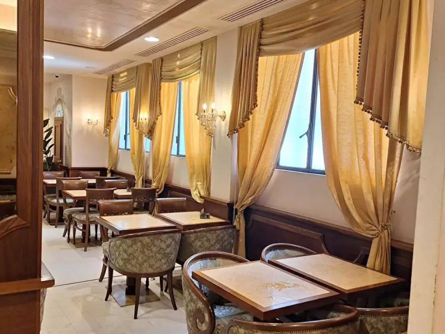 Immagine 2 di Attività commerciale in vendita  in Via Mario Gordini, 11, 48121 Ravenna RA, Italia a Ravenna