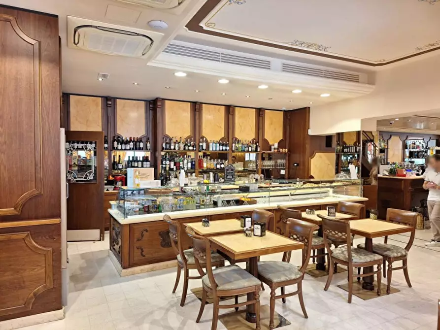 Immagine 1 di Attività commerciale in vendita  in Via Mario Gordini, 11, 48121 Ravenna RA, Italia a Ravenna