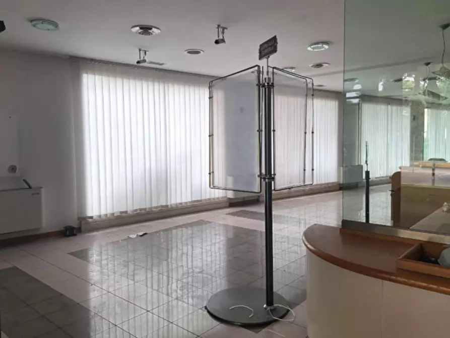 Immagine 4 di Ufficio in vendita  in Via Ravenna, 16, 48015 Cervia RA, Italia a Cervia