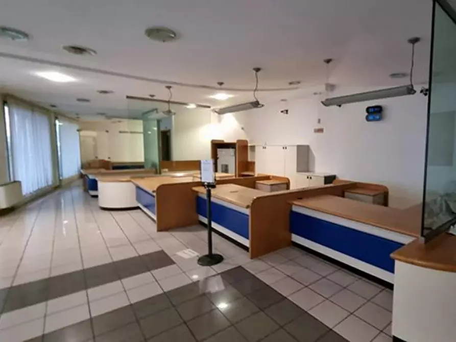 Immagine 8 di Ufficio in vendita  in Via Ravenna, 16, 48015 Cervia RA, Italia a Cervia