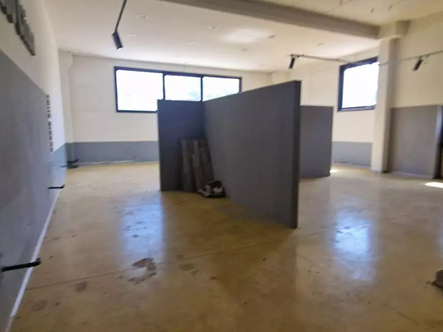 Immagine 6 di Capannone industriale in vendita  in Via Liri, 41, 06024 Gubbio PG, Italia a Gubbio