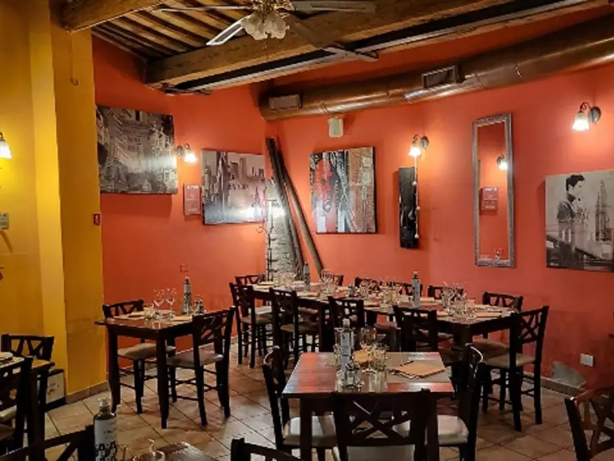 Immagine 1 di Attività commerciale in vendita  in Ravenna, N. snc a Ravenna