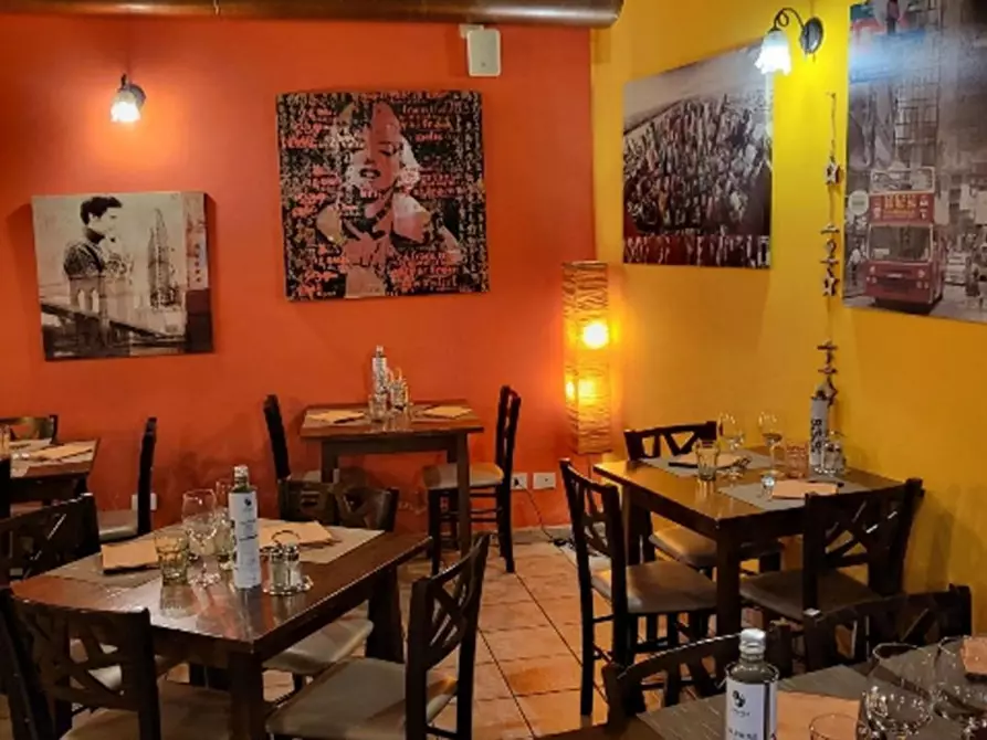 Immagine 2 di Attività commerciale in vendita  in Ravenna, N. snc a Ravenna