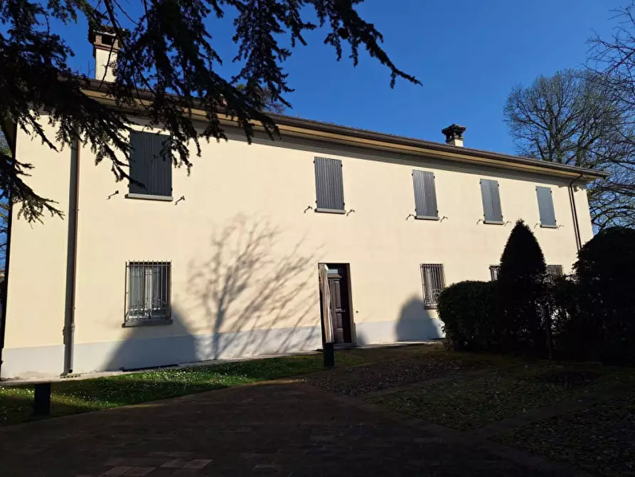 Immagine 14 di Villa in vendita  in zona centrale a Longiano