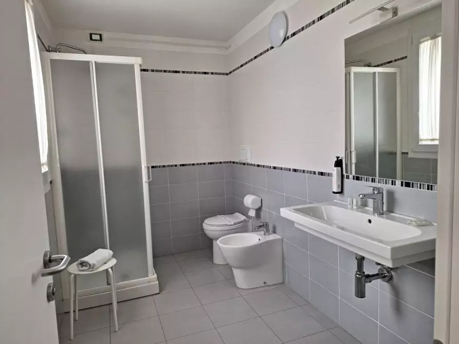 Immagine 4 di Hotel in vendita  in Rovigo, N. snc a Rovigo