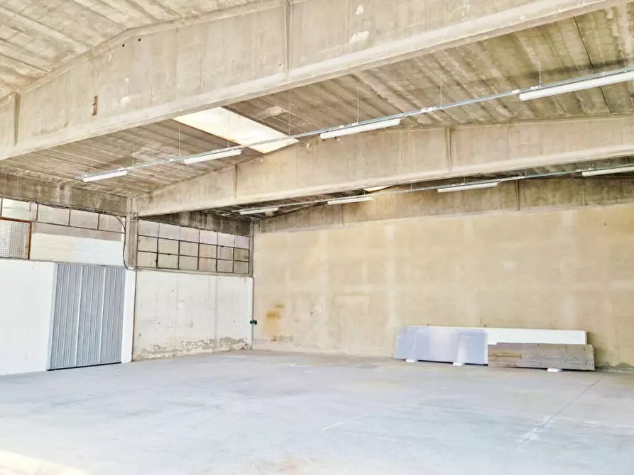 Immagine 4 di Capannone industriale in vendita  in Via Marcello Malpighi, 4, 48018 Faenza RA, Italia a Faenza