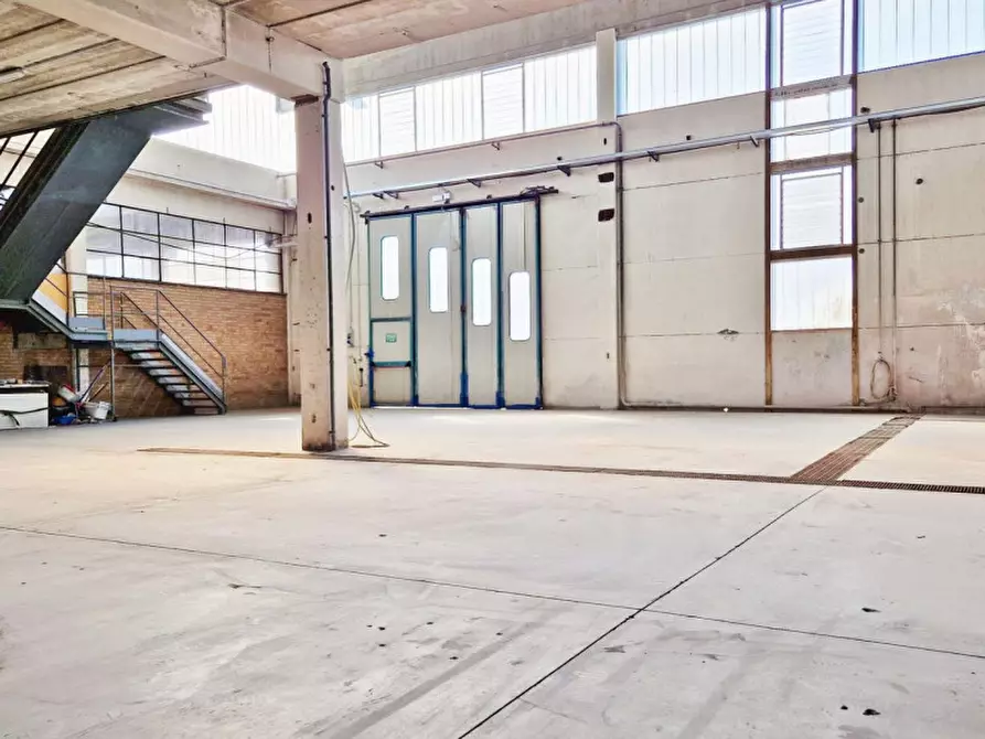 Immagine 8 di Capannone industriale in vendita  in Via Marcello Malpighi, 4, 48018 Faenza RA, Italia a Faenza