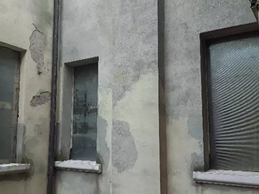 Immagine 5 di Ufficio in vendita  in Via X Luglio, N. 3 a Rovigo