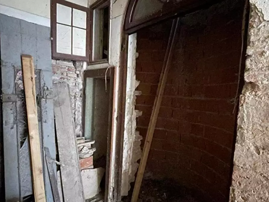 Immagine 7 di Ufficio in vendita  in Via X Luglio, N. 3 a Rovigo