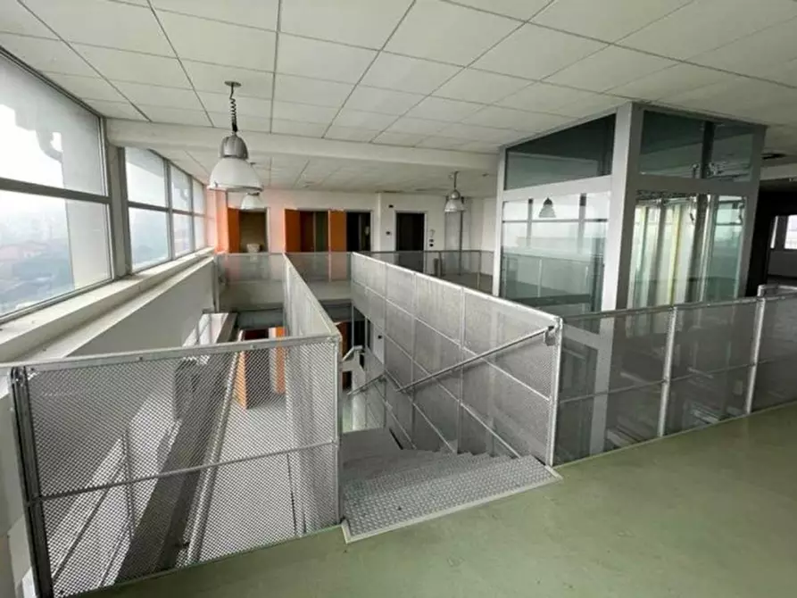 Immagine 7 di Ufficio in vendita  in Viale Porta Po, N. 101 a Rovigo