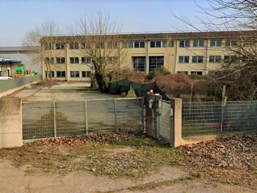 Immagine 22 di Ufficio in vendita  in Viale Porta Po, N. 101 a Rovigo