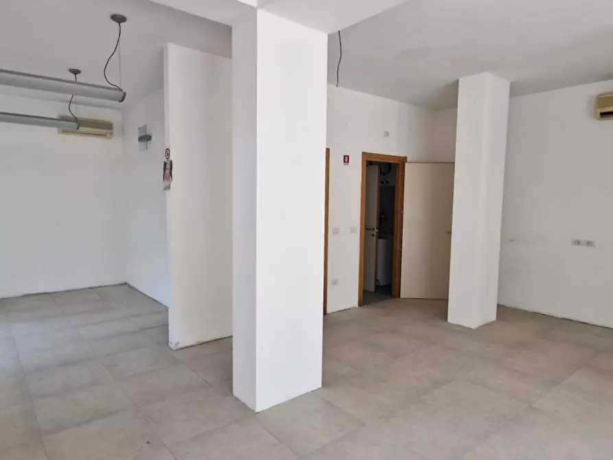 Immagine 3 di Ufficio in vendita  in Via del Prete, 69, 47841 Cattolica RN, Italia a Cattolica