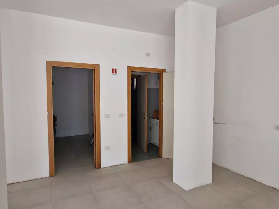 Immagine 10 di Ufficio in vendita  in Via del Prete, 69, 47841 Cattolica RN, Italia a Cattolica