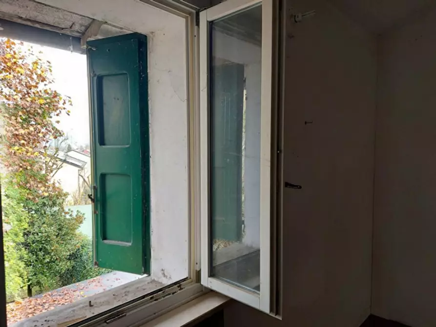 Immagine 11 di Ufficio in vendita  in Via Lavino, N. 291 a Monte San Pietro