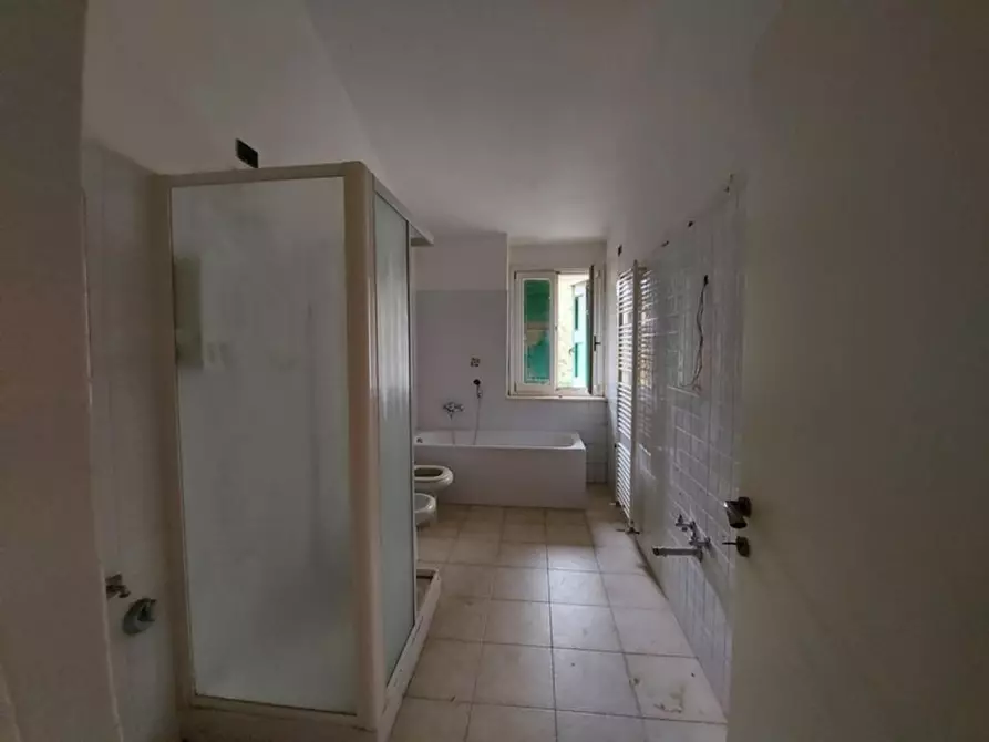 Immagine 18 di Ufficio in vendita  in Via Lavino, N. 291 a Monte San Pietro