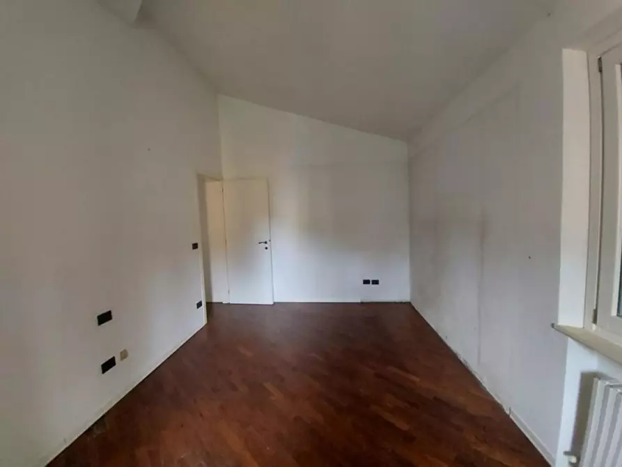 Immagine 22 di Ufficio in vendita  in Via Lavino, N. 291 a Monte San Pietro