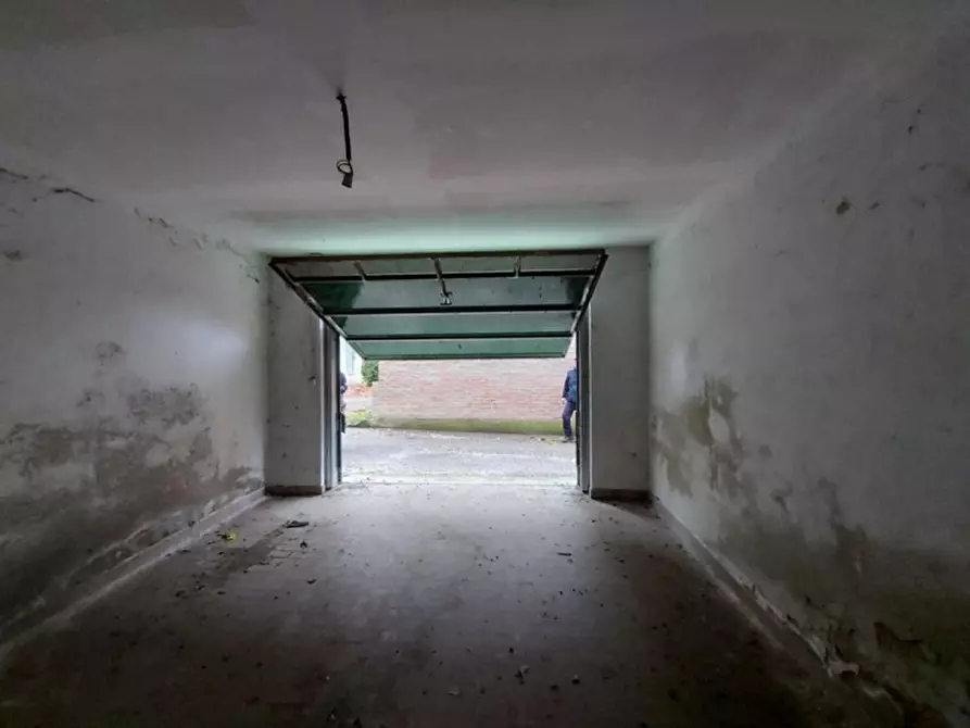 Immagine 24 di Ufficio in vendita  in Via Lavino, N. 291 a Monte San Pietro