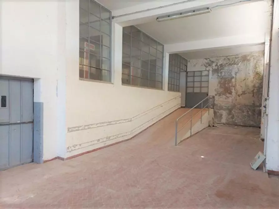 Immagine 9 di Capannone industriale in vendita  in via Del Cotonificio, N. 32 a Gorizia