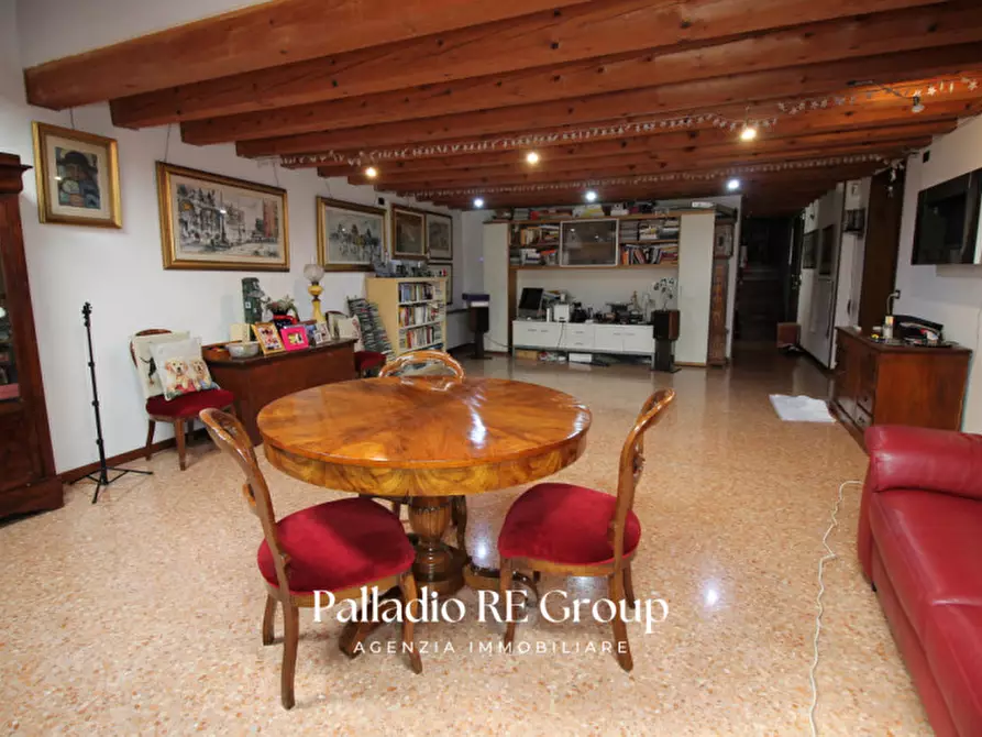 Immagine 2 di Appartamento in vendita  in Corso Andrea Palladio a Vicenza