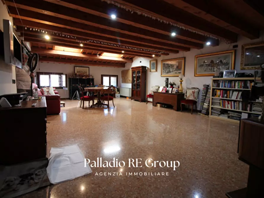 Immagine 25 di Appartamento in vendita  in Corso Andrea Palladio a Vicenza