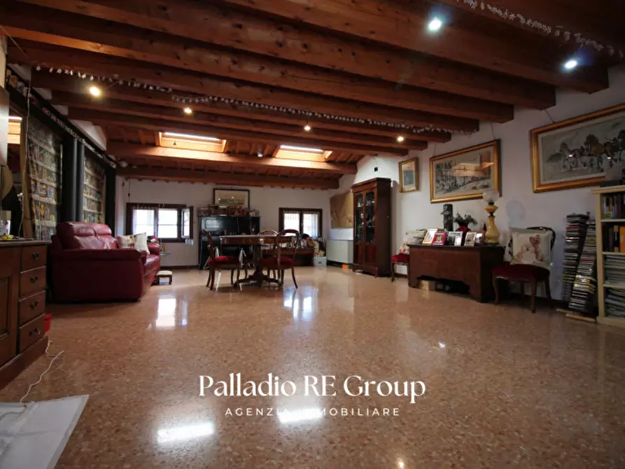 Immagine 26 di Appartamento in vendita  in Corso Andrea Palladio a Vicenza