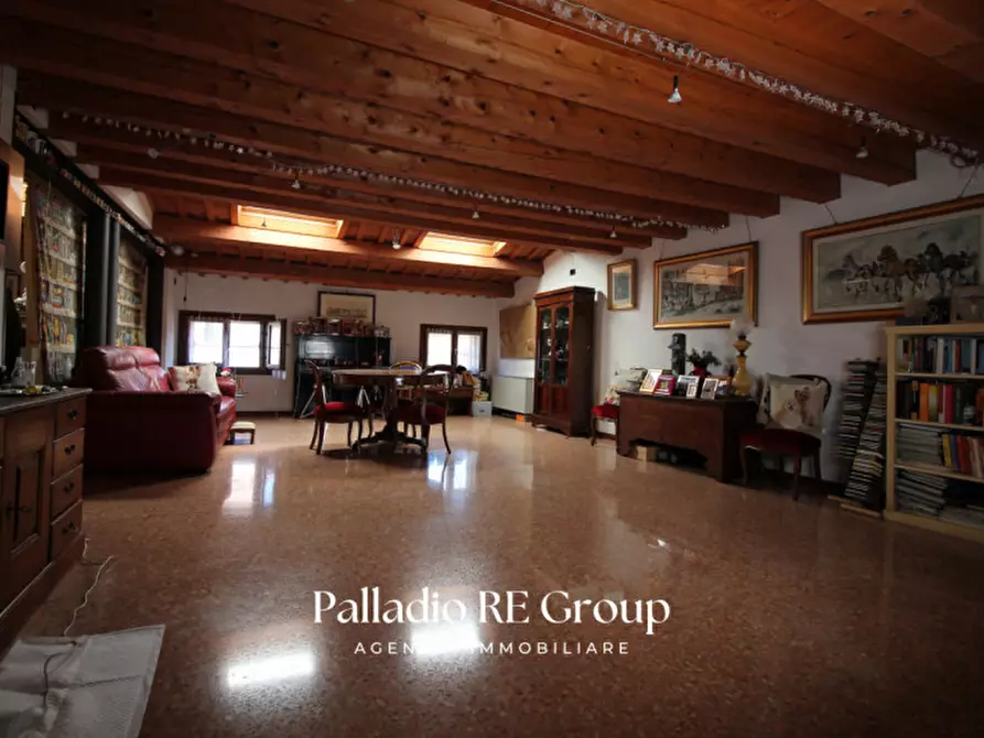 Immagine 27 di Appartamento in vendita  in Corso Andrea Palladio a Vicenza