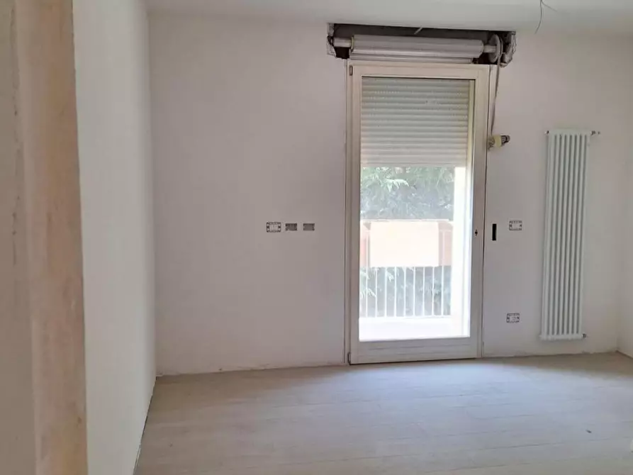 Immagine 4 di Appartamento in vendita  in Viale Cappuccini, N. 25 a Imola