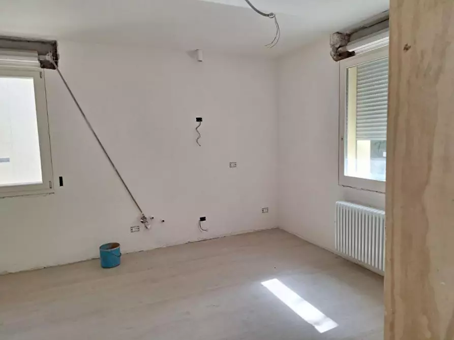 Immagine 5 di Appartamento in vendita  in Viale Cappuccini, N. 25 a Imola