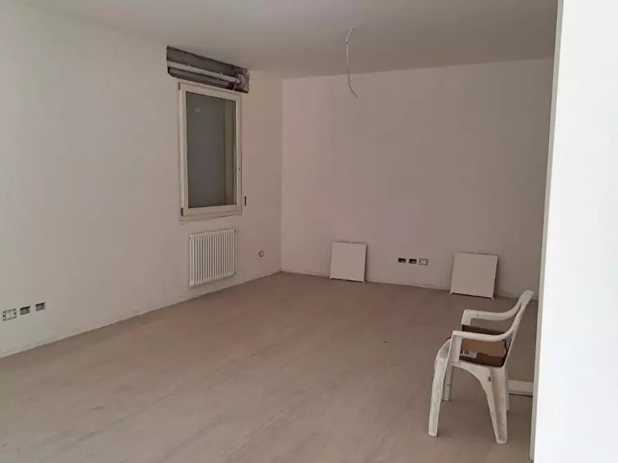 Immagine 14 di Appartamento in vendita  in Viale Cappuccini, N. 25 a Imola