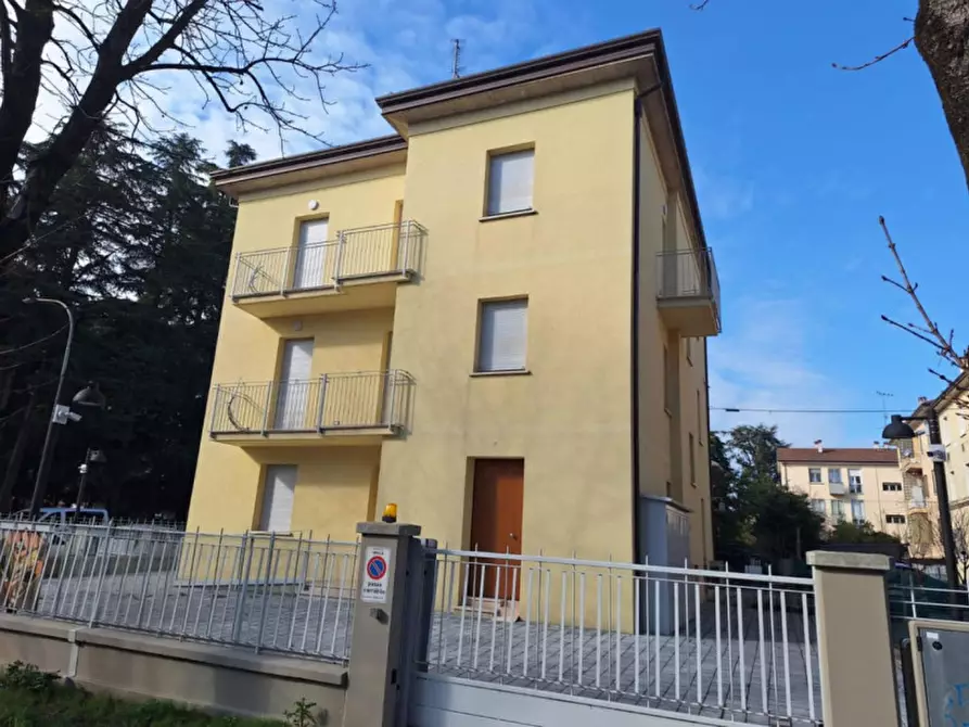Immagine 2 di Appartamento in vendita  in Viale Cappuccini, N. 25 a Imola