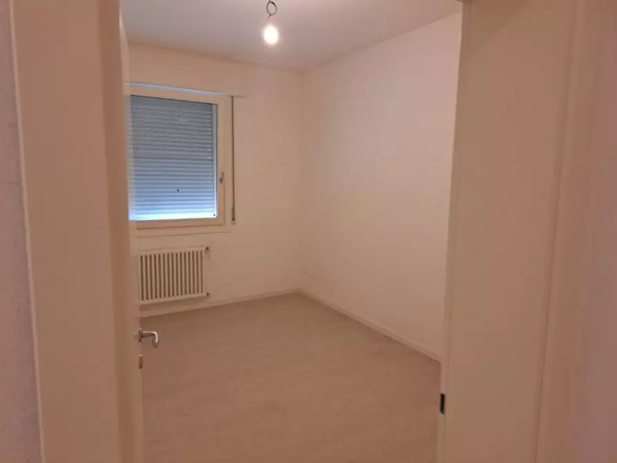 Immagine 15 di Appartamento in vendita  in Viale Cappuccini, N. 25 a Imola