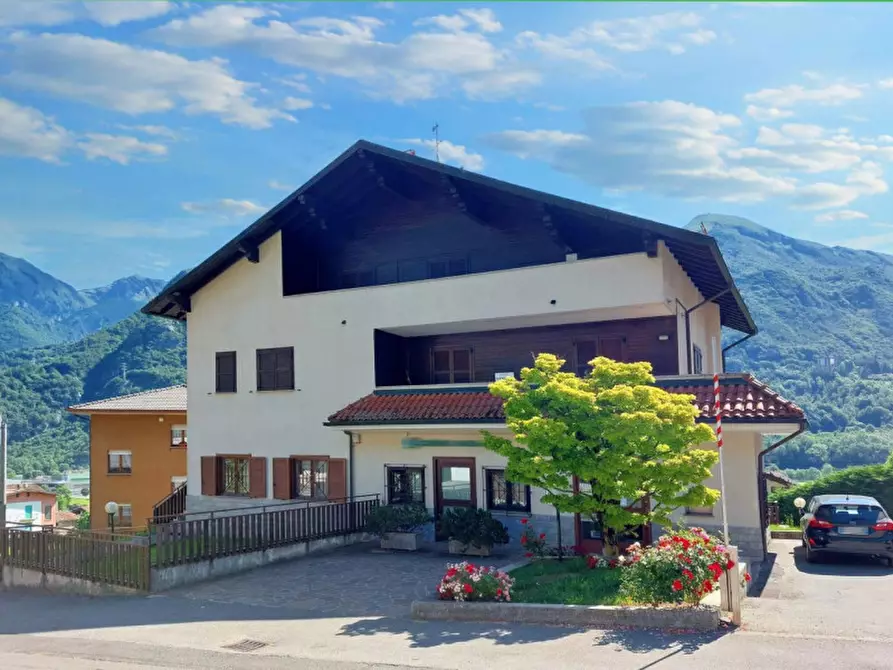 Immagine 9 di Appartamento in vendita  in Via Trieste, N. 56 a Pasturo