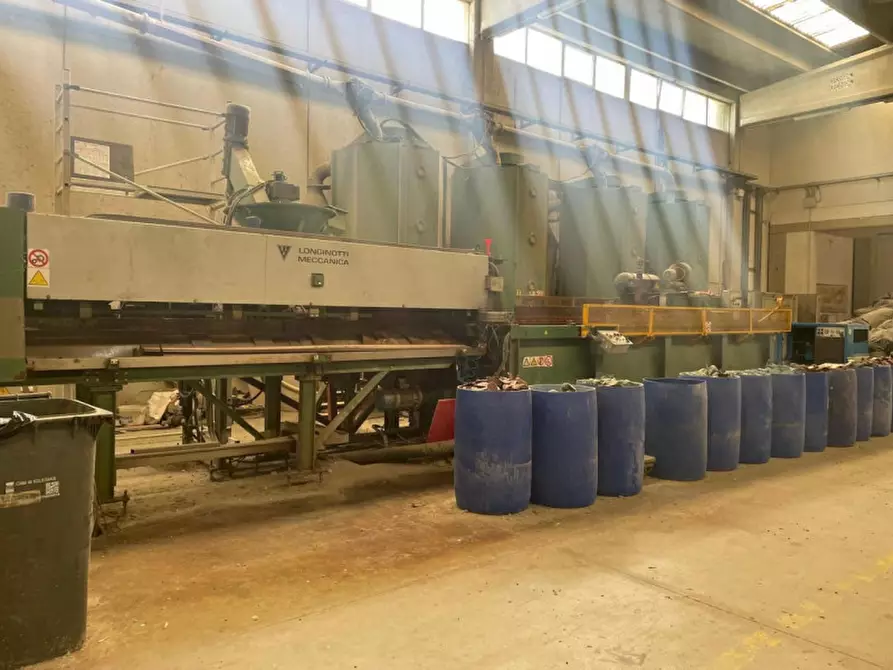 Immagine 8 di Capannone industriale in vendita  in Iglesias, N. snc a Iglesias