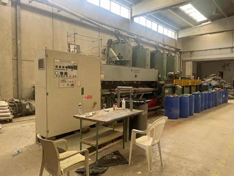 Immagine 12 di Capannone industriale in vendita  in Iglesias, N. snc a Iglesias