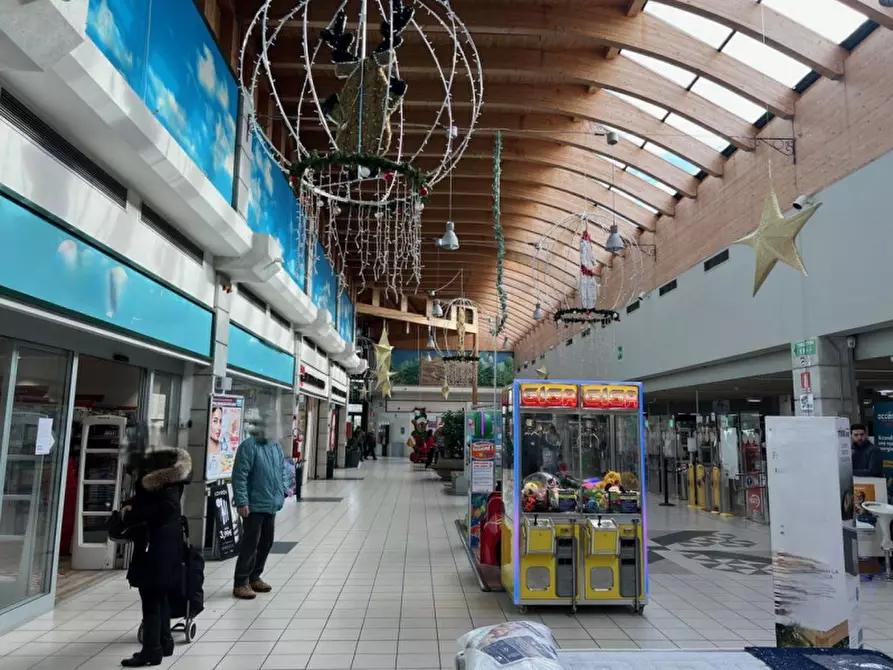 Immagine 11 di Ufficio in vendita  in VIA PONCHIELLI, N. 23 a Bologna