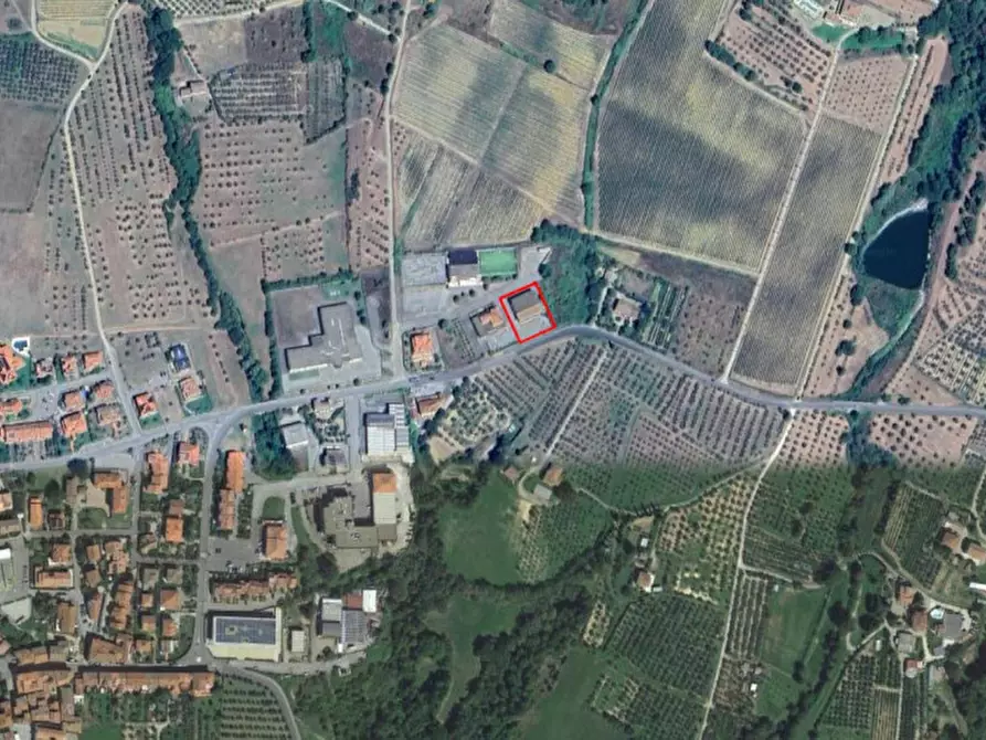 Immagine 25 di Magazzino in vendita  in Loclità San Giustino Valdarno, Via Coppi, N. 8-10 a Loro Ciuffenna