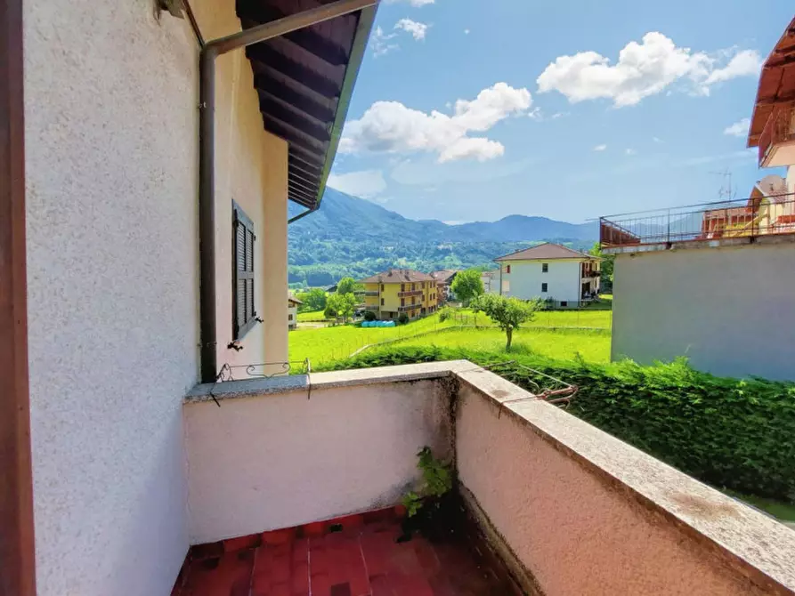 Immagine 4 di Appartamento in vendita  in Via Trieste, N. 56 a Pasturo