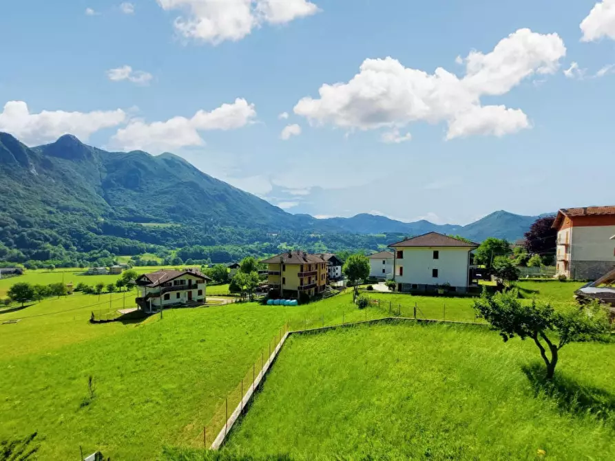 Immagine 12 di Appartamento in vendita  in Via Trieste, N. 56 a Pasturo